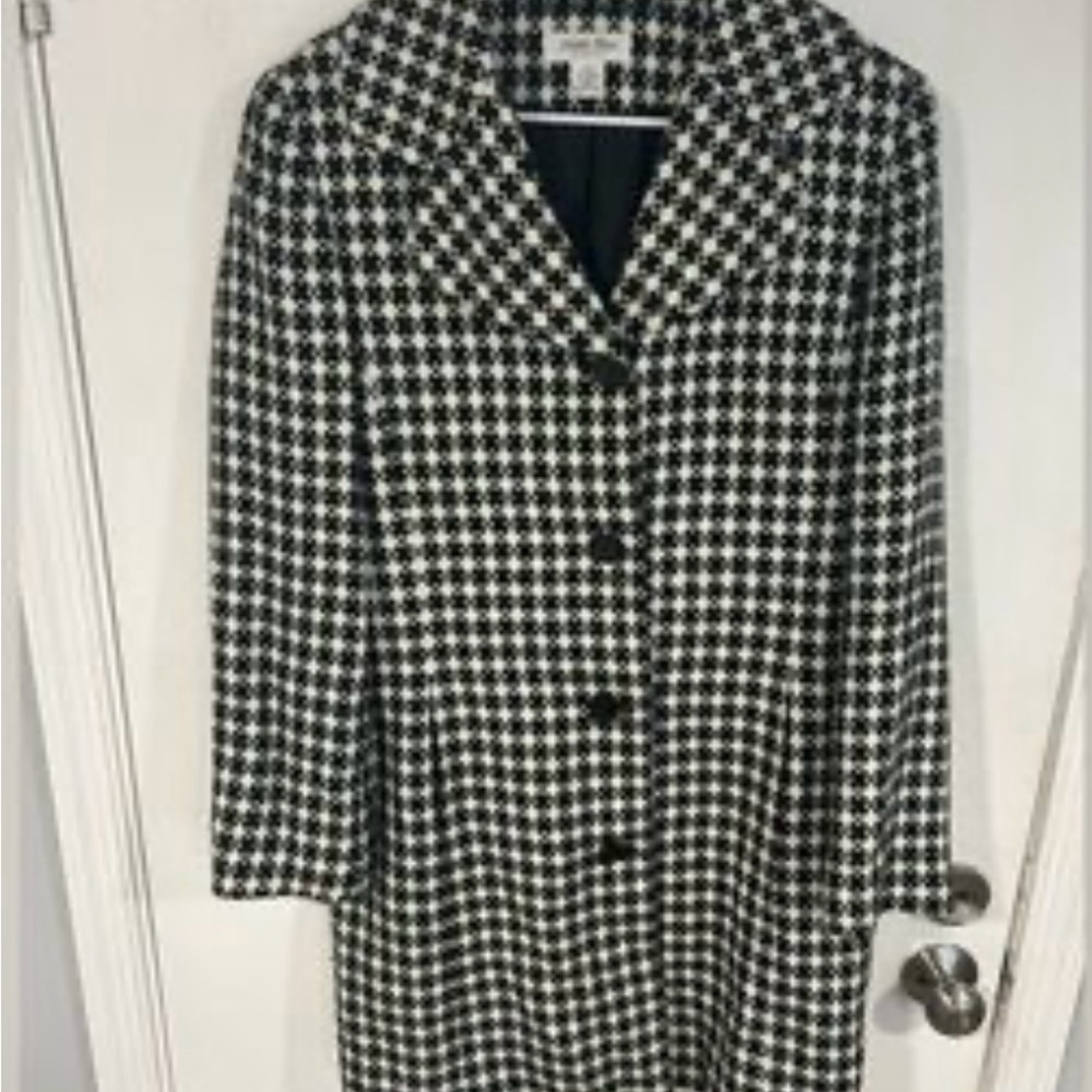 Elegant Houndstooth Trench Coat